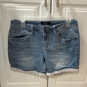 🔴 Earl Jean Shorts Womens 8 Medium Wash Blue Denim Cuffed Flap Pocket